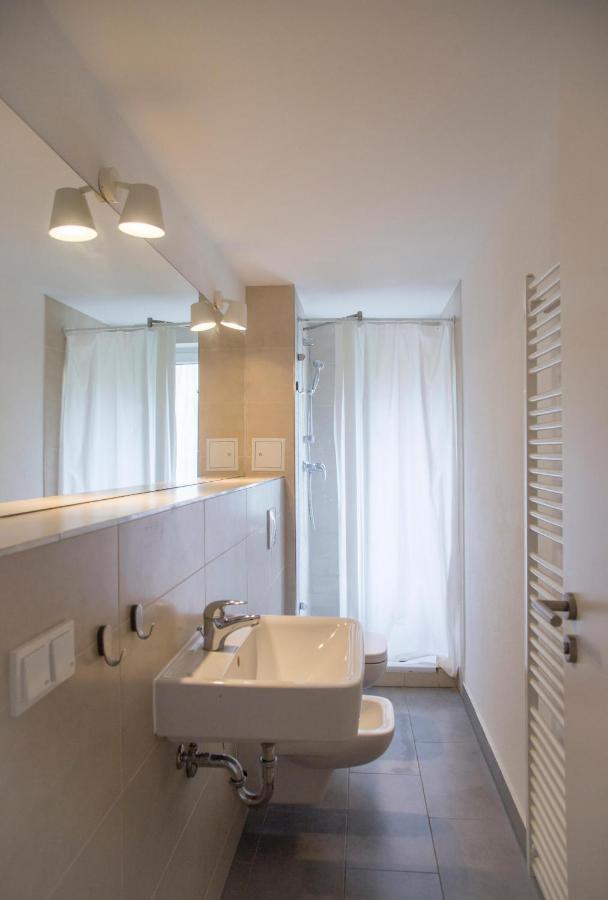 Madflats Hotel-Apartments S-Bahn Friedenau Berlin Bagian luar foto