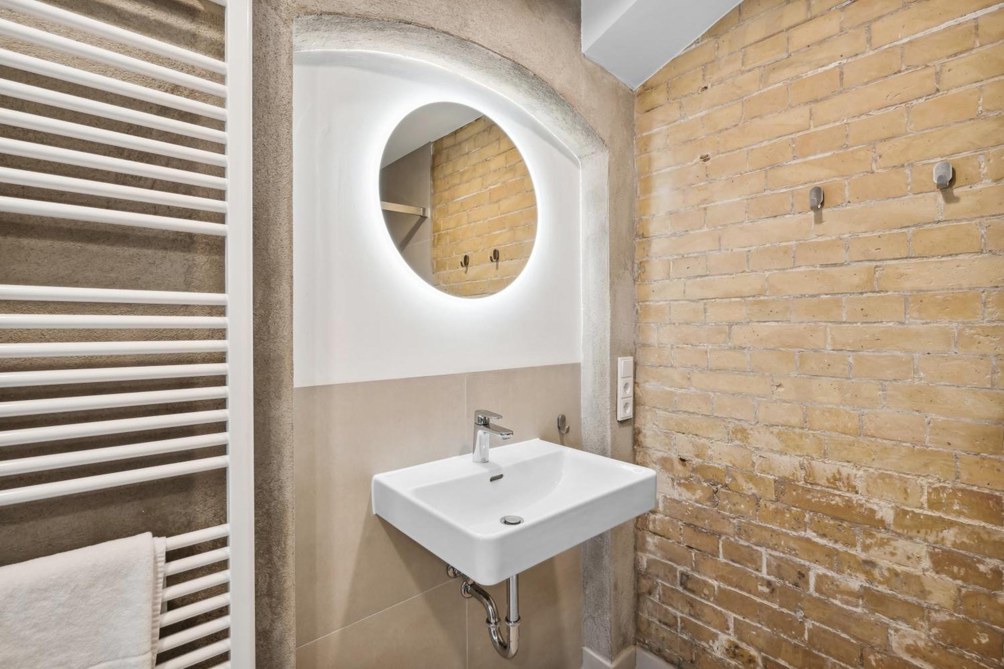Madflats Hotel-Apartments S-Bahn Friedenau Berlin Bagian luar foto